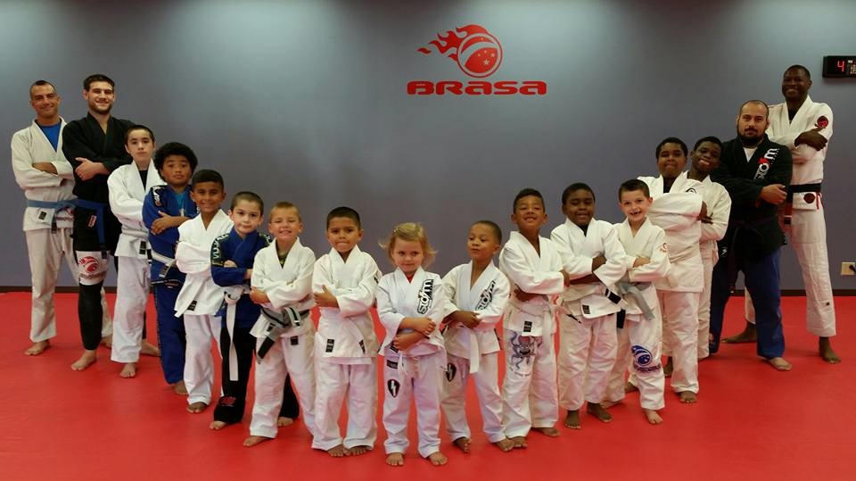 Ohio Brasa Jiu Jistu Kid Gi